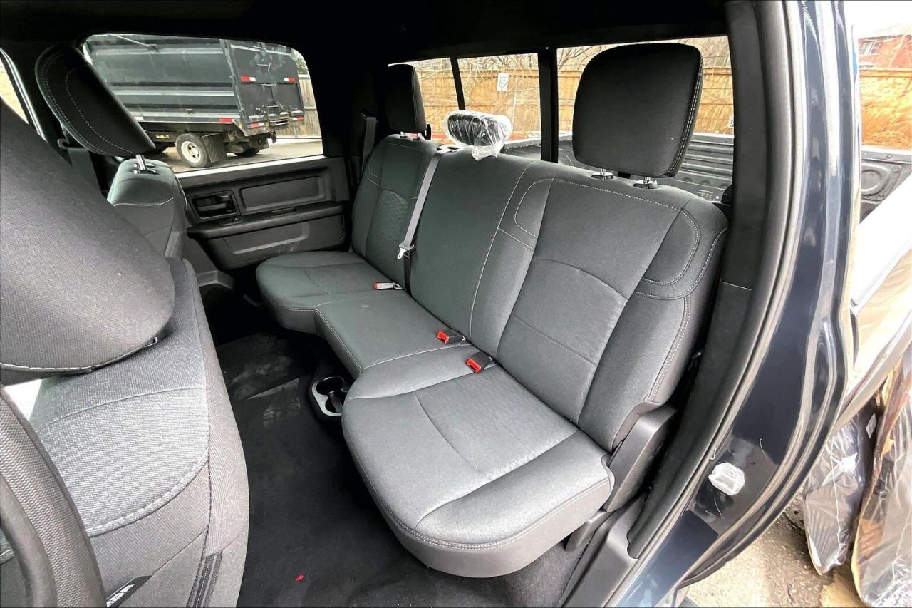 2026 RAM 2500 WARLOCK CREW | 6.7L Cummins Diesel | Lvl1 | 4x4 Photo