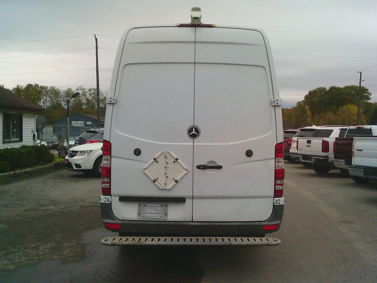 2010 Mercedes-Benz Sprinter High Roof 2500 170 - Photo #7