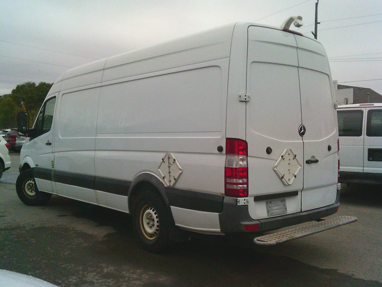 2010 Mercedes-Benz Sprinter High Roof 2500 170 - Photo #8