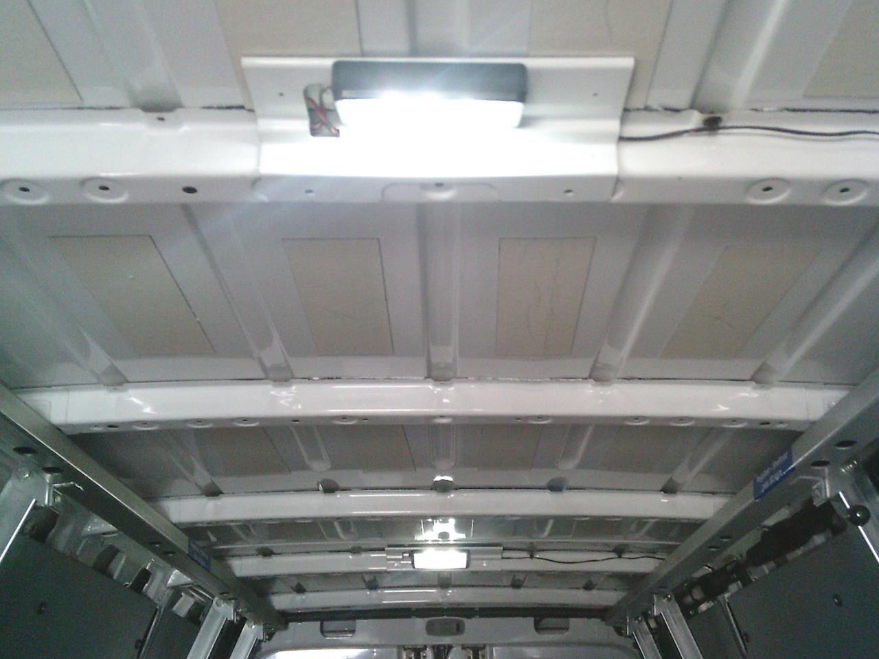 2010 Mercedes-Benz Sprinter High Roof 2500 170 - Photo #25