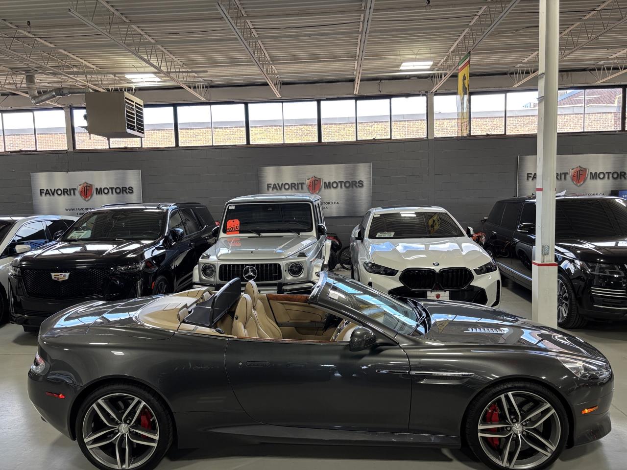 2015 Aston Martin DB9 Volante|V12|RWD|NO LUX TAX|CERAMICBRAKES|NAV|WOOD| - Photo #6