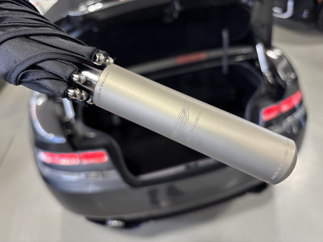 2015 Aston Martin DB9 Volante|V12|RWD|NO LUX TAX|CERAMICBRAKES|NAV|WOOD| - Photo #16