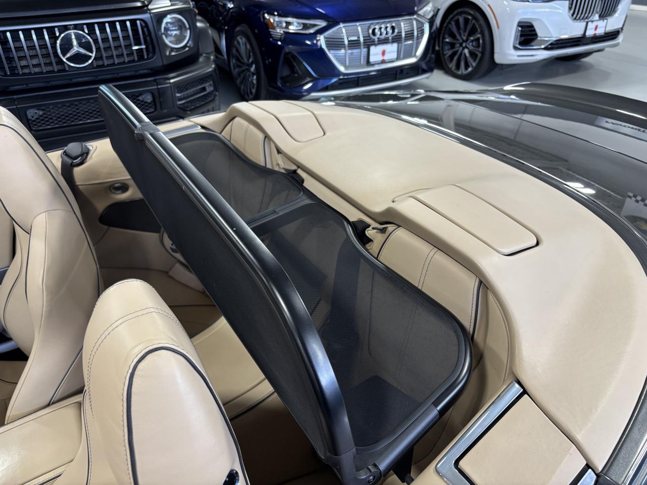 2015 Aston Martin DB9 Volante|V12|RWD|NO LUX TAX|CERAMICBRAKES|NAV|WOOD| - Photo #20