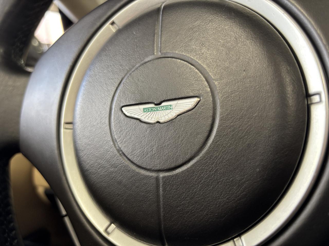 2015 Aston Martin DB9 Volante|V12|RWD|NO LUX TAX|CERAMICBRAKES|NAV|WOOD| - Photo #35