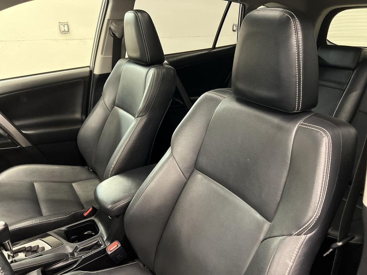 2017 Toyota RAV4 HYBRID LIMITED AWD | HTD LEATHER |SUNROOF | ALLOYS Photo