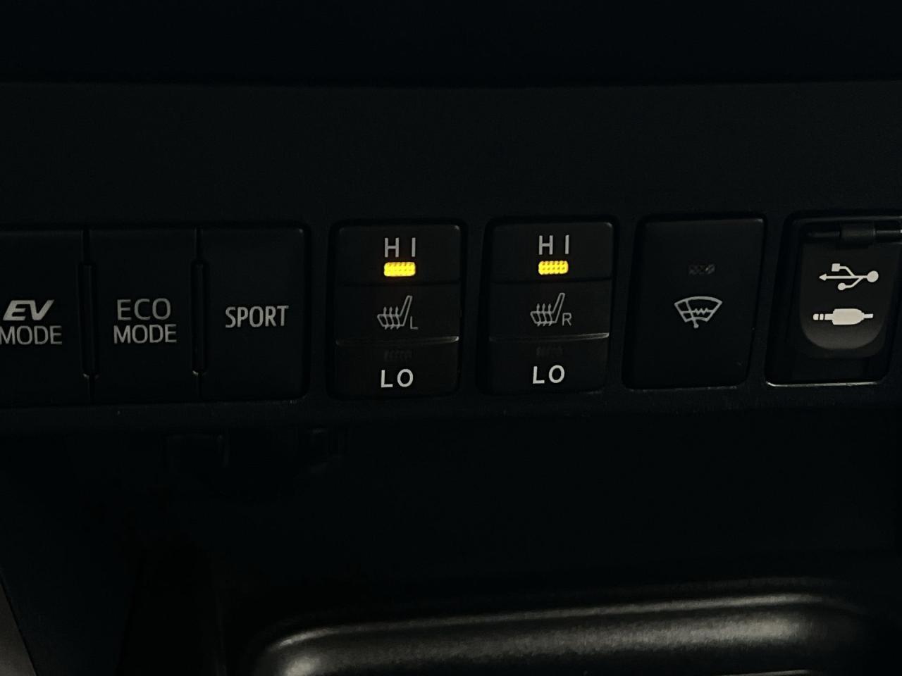 2017 Toyota RAV4 HYBRID LIMITED AWD | HTD LEATHER |SUNROOF | ALLOYS Photo