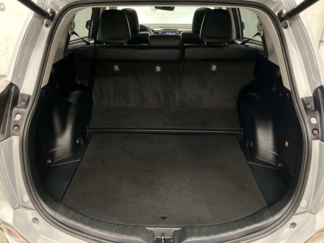 2017 Toyota RAV4 HYBRID LIMITED AWD | HTD LEATHER |SUNROOF | ALLOYS Photo