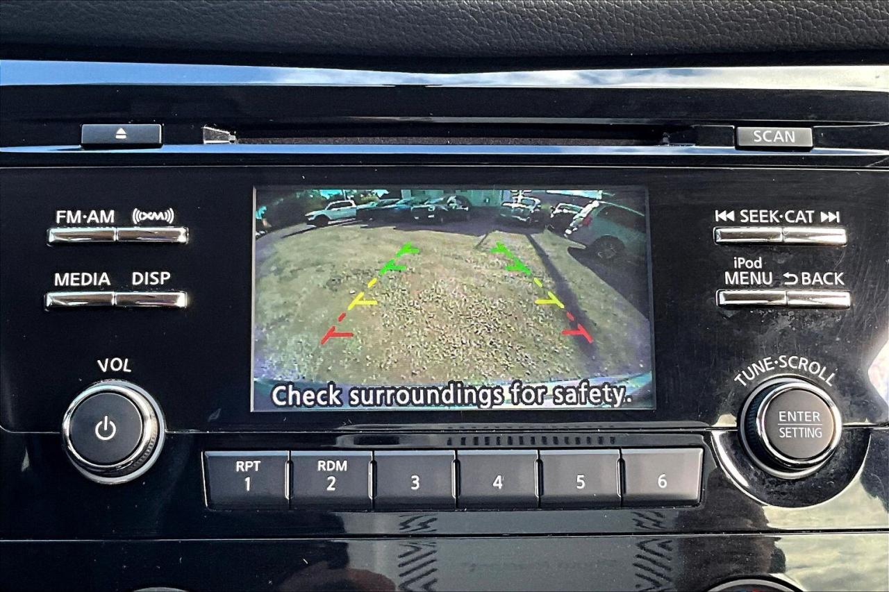 2017 Nissan Rogue S | Heated Seats | Remote Start | FWD Photo