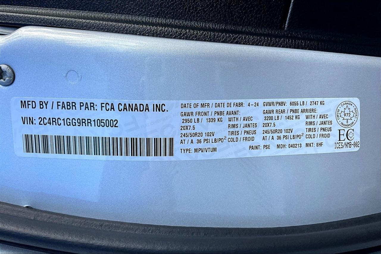 2024 Chrysler Pacifica Limited S App | TheatreGroup | SafetySphere | FWD Photo