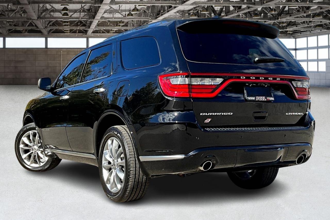2024 Dodge Durango Citadel | Vented Leather | Sunroof | NAV | AWD Photo