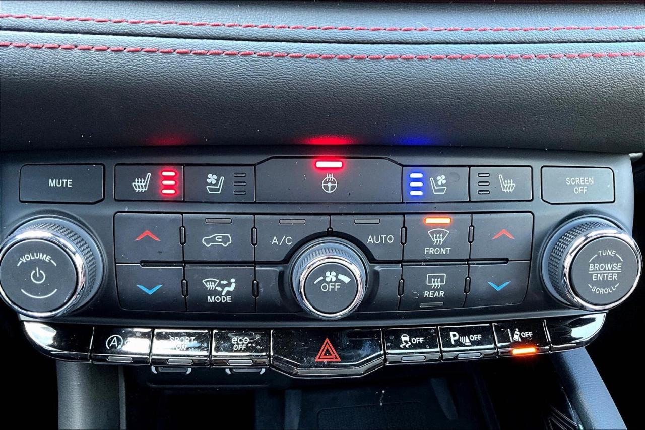 2024 Dodge Durango Citadel | Vented Leather | Sunroof | NAV | AWD Photo