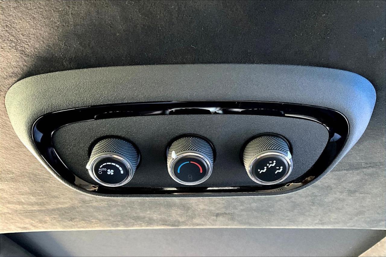 2024 Dodge Durango Citadel | Vented Leather | Sunroof | NAV | AWD Photo