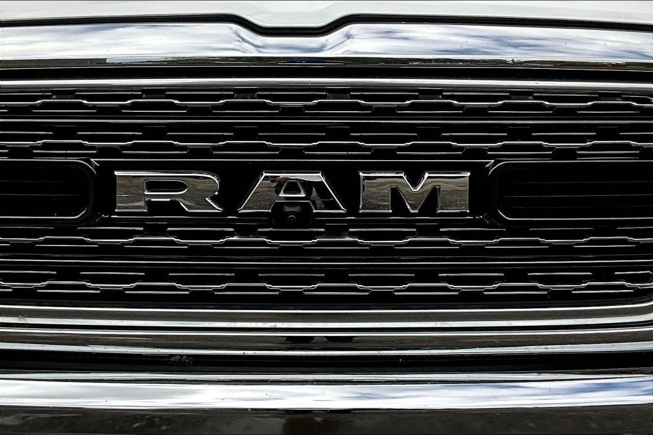 2021 RAM 1500 Limited | Level 1 | Panoroof | 6'4 Bed | 4X4 Photo