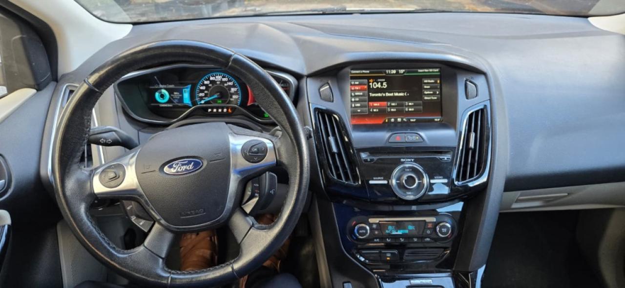 2012 Ford Focus Base 4dr Hatchback Automatic Photo