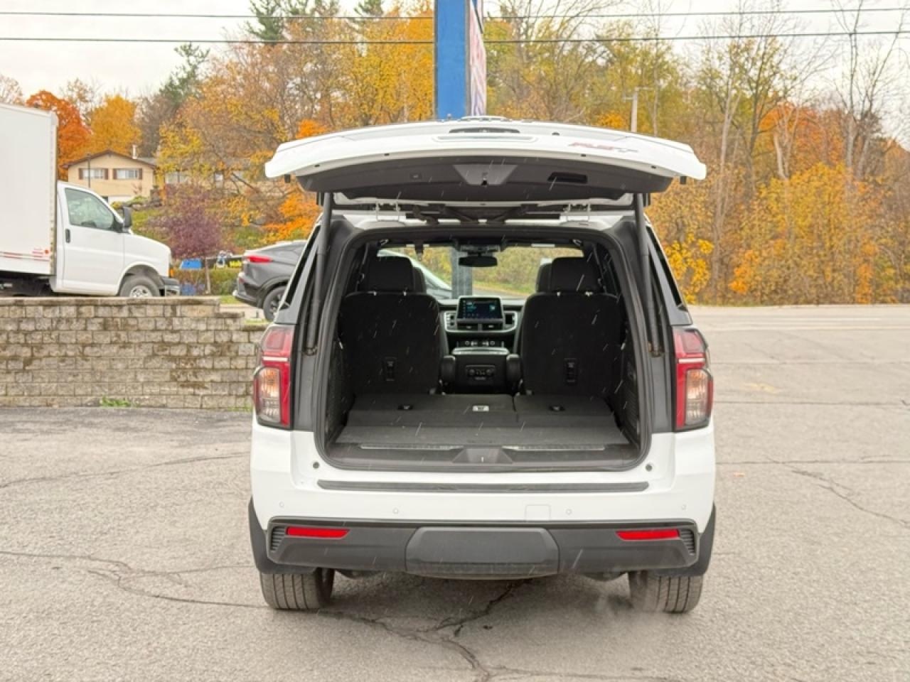 2023 Chevrolet Tahoe RST Photo4