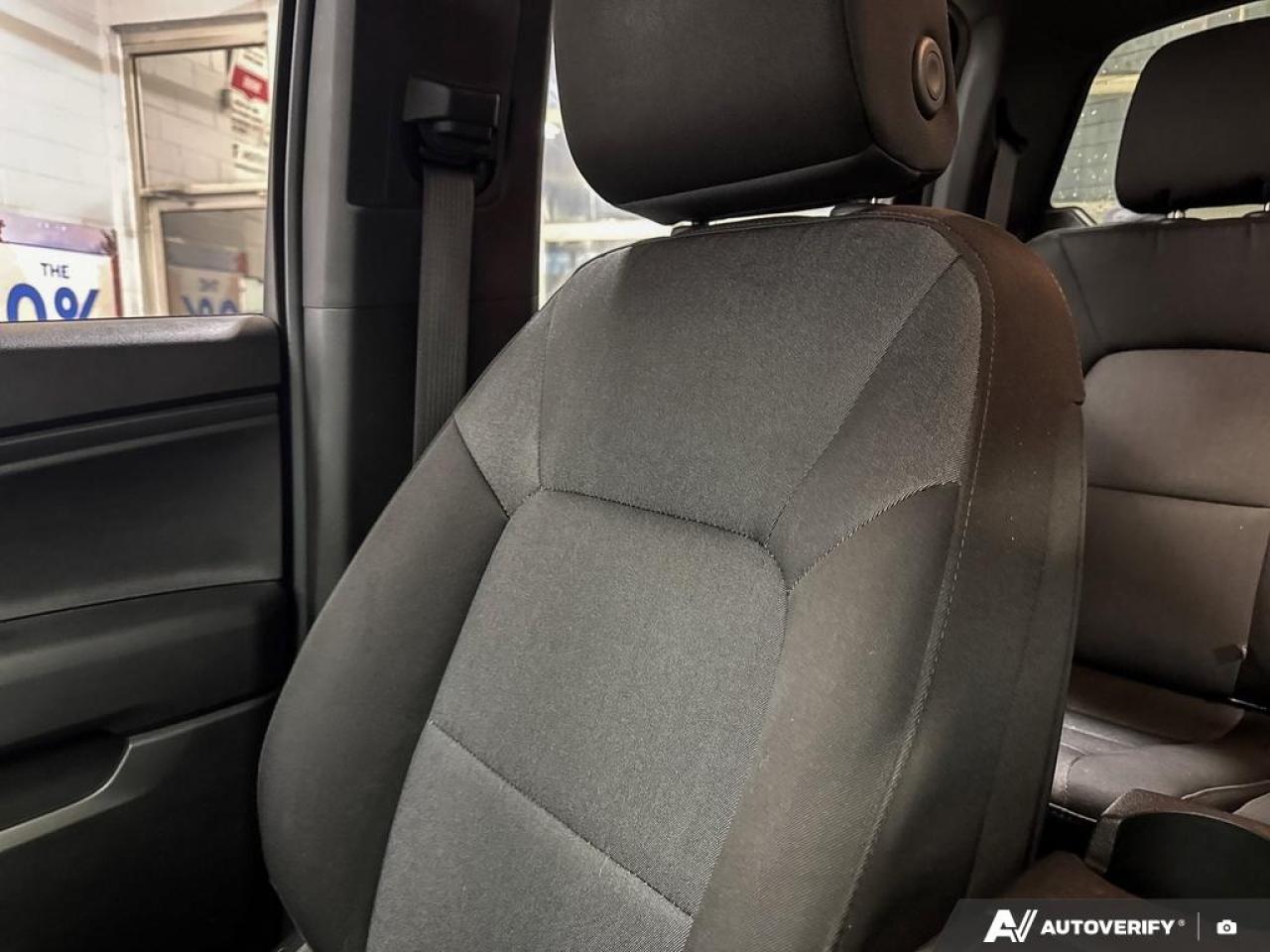 2023 Chevrolet Colorado WT  - Apple CarPlay -  Android Auto Photo