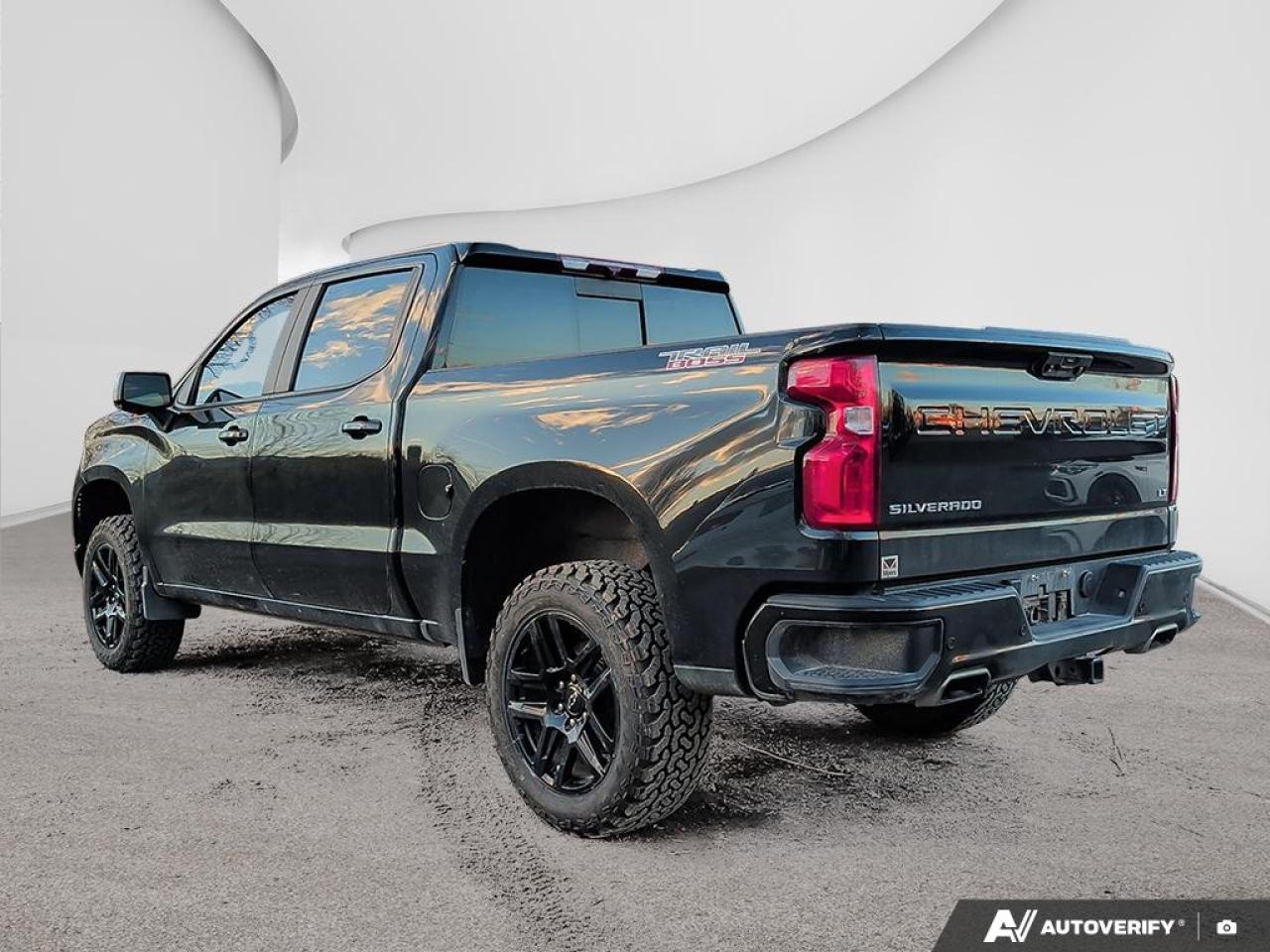 2022 Chevrolet Silverado 1500 LT Trail Boss Photo3