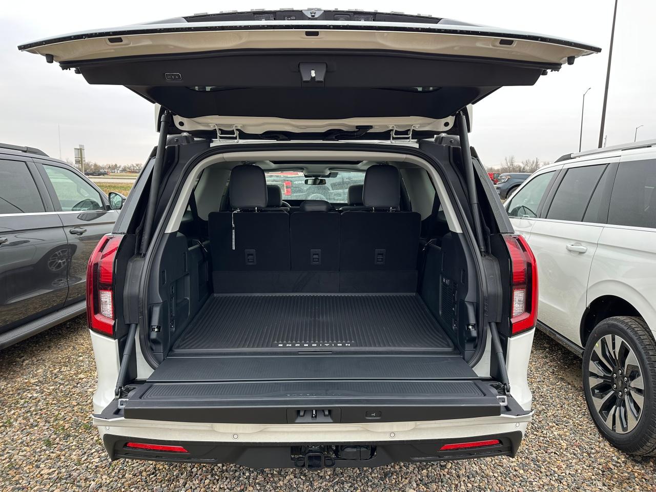 2025 Ford Expedition ACTIVE MAX 4x4 202A Photo4