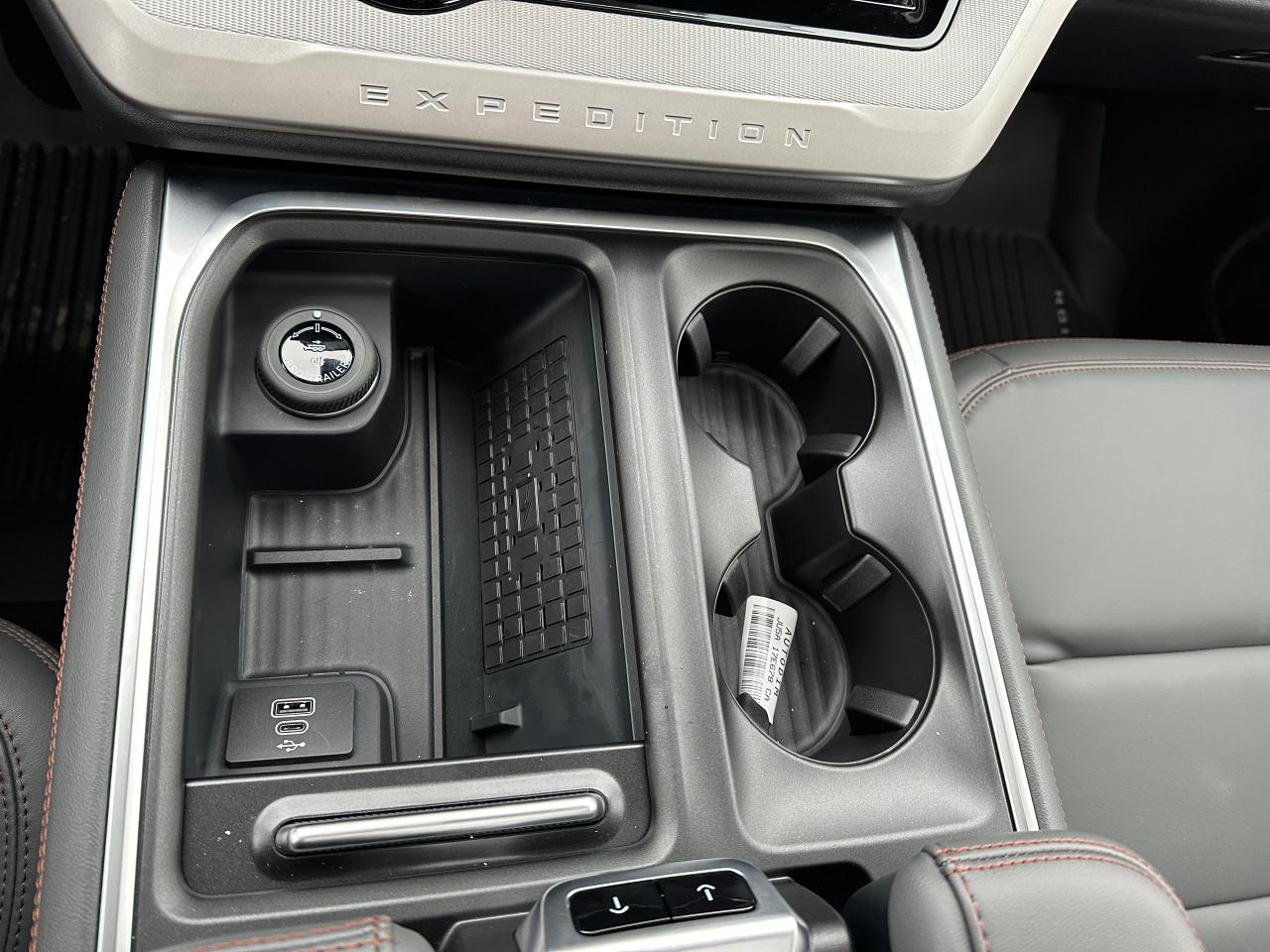 2025 Ford Expedition ACTIVE MAX 4x4 202A Photo5