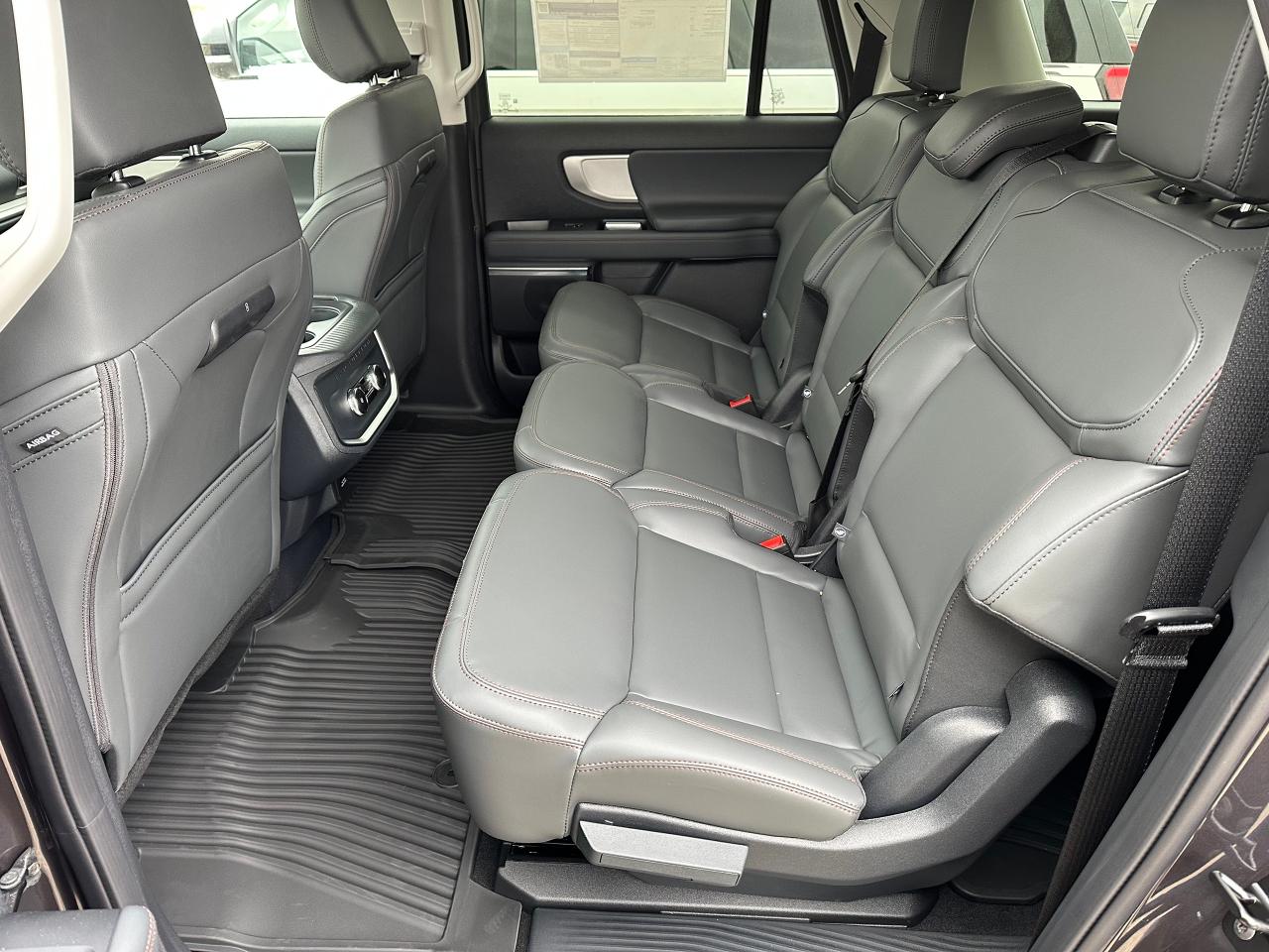 2025 Ford Expedition ACTIVE MAX 4x4 202A Photo5