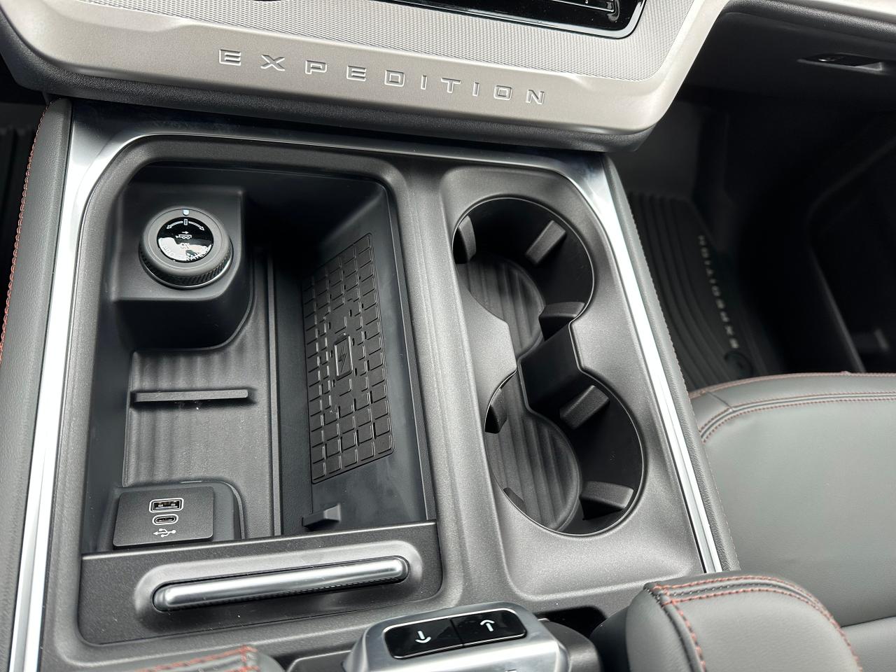 2025 Ford Expedition ACTIVE MAX 4x4 202A Photo5