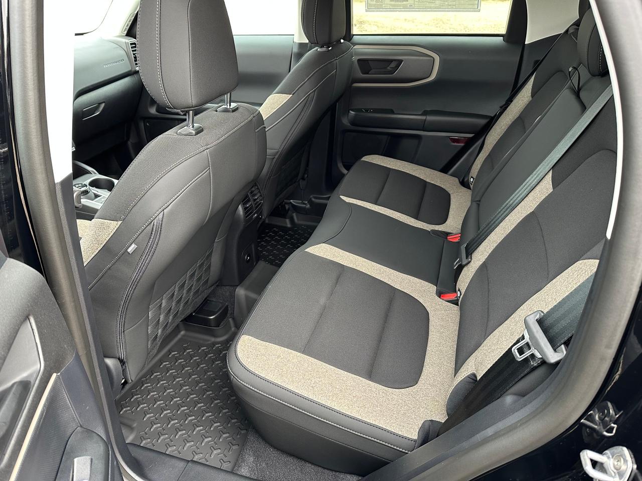 2025 Ford Bronco Sport BIG BEND 4x4 200A Photo5