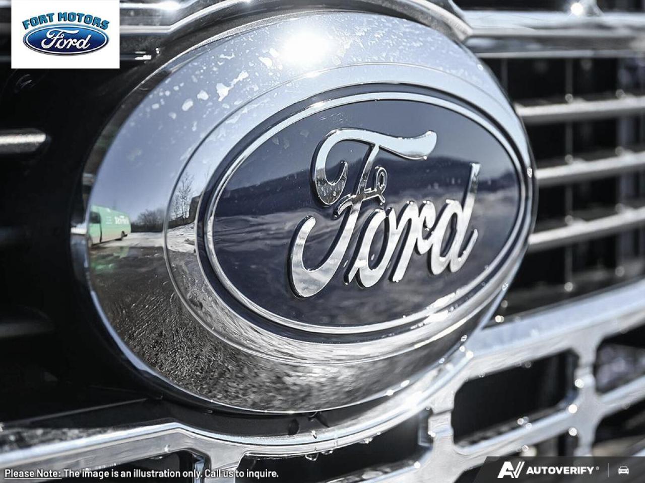 2026 Ford SUPERDUTY F-350® XLT Photo5