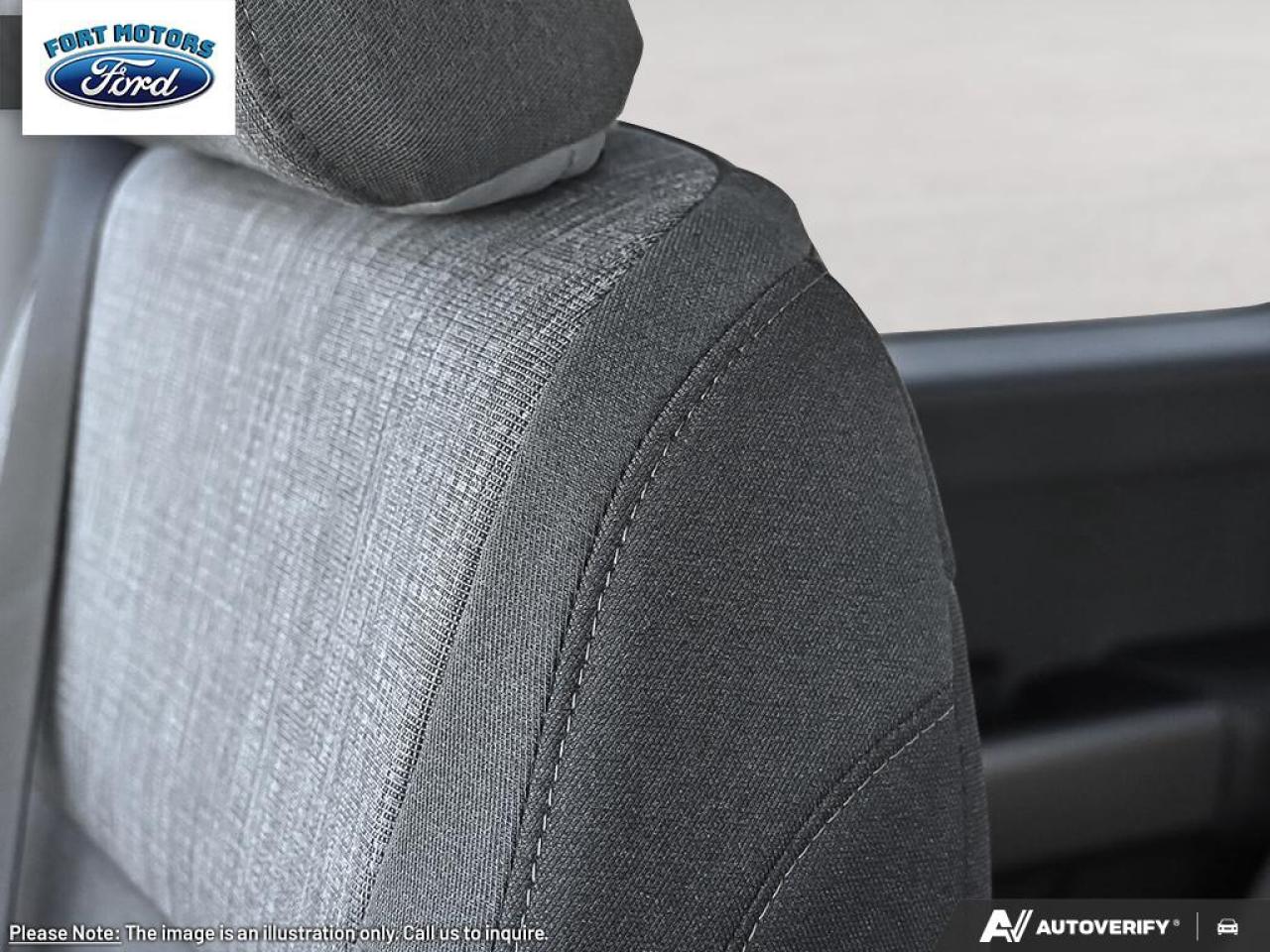 2026 Ford SUPERDUTY F-350® XLT Photo5