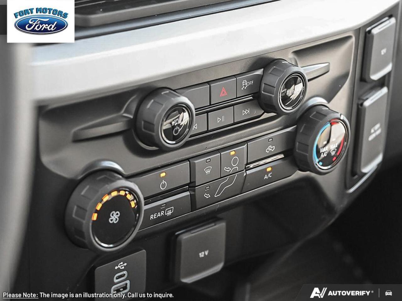 2026 Ford SUPERDUTY F-350® XLT Photo5