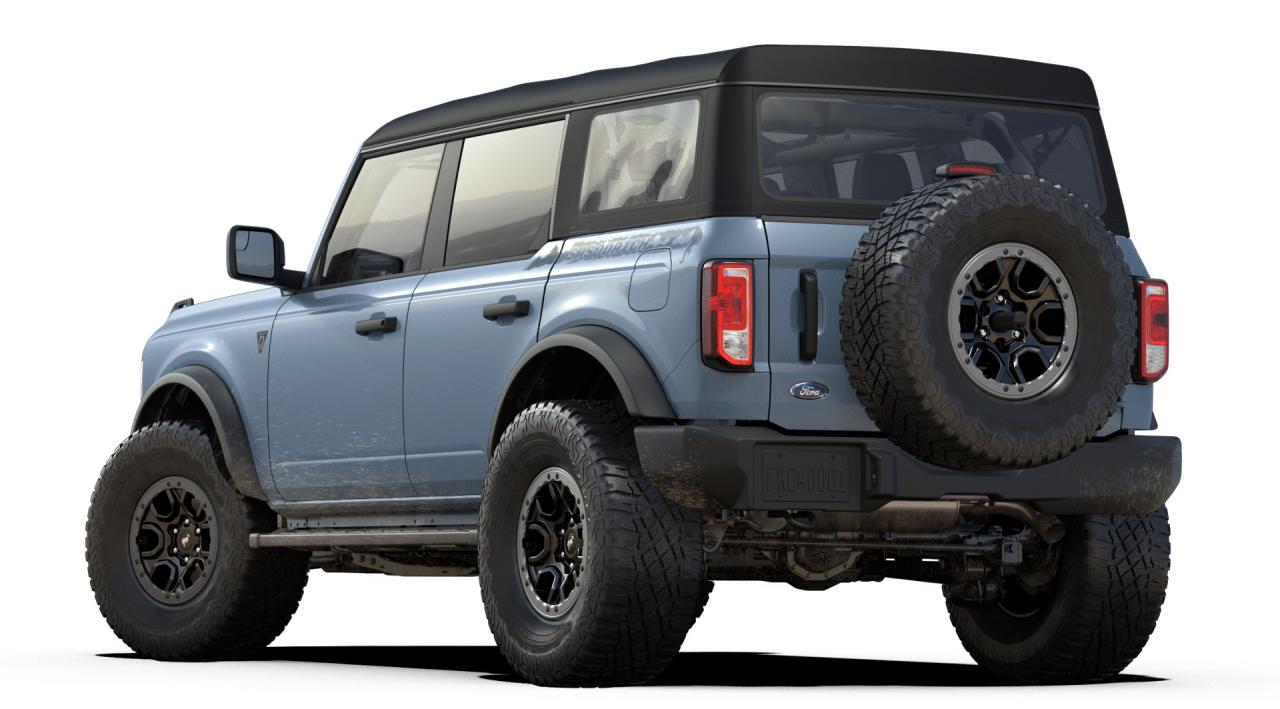 2025 Ford Bronco Base Photo5