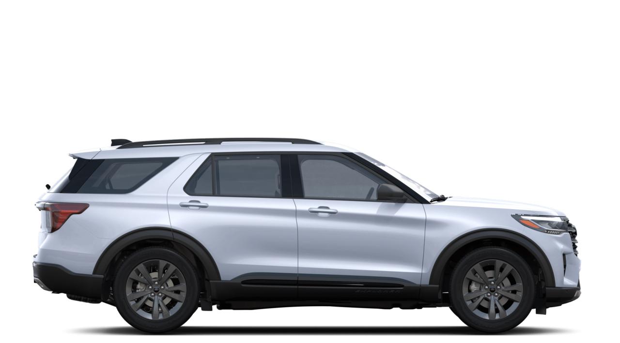 2025 Ford Explorer Active Photo5
