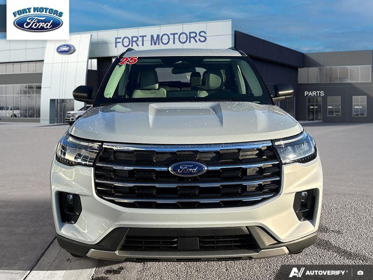 2025 Ford Explorer Active Photo