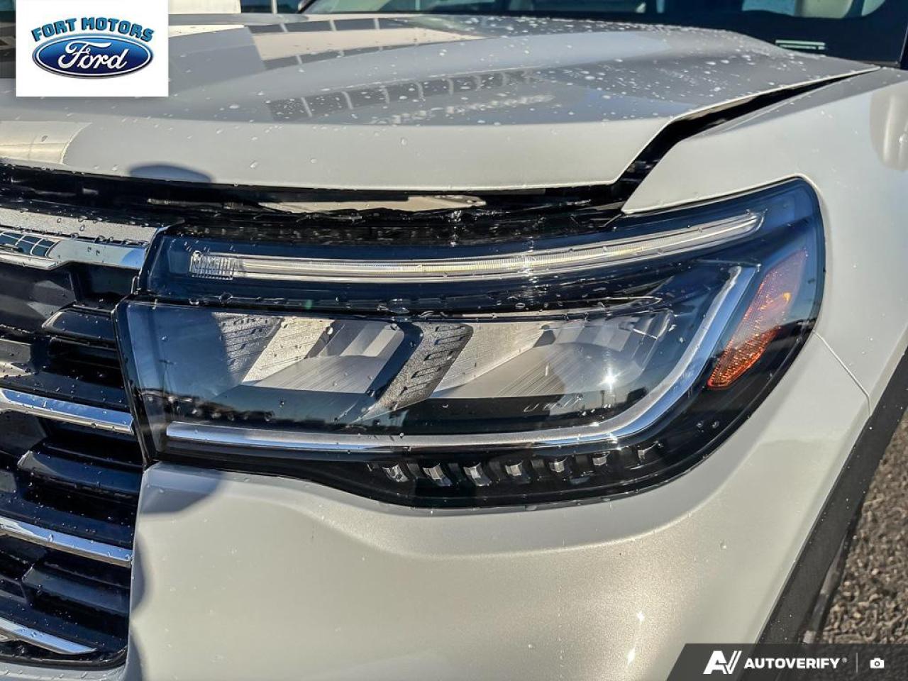 2025 Ford Explorer Active Photo5