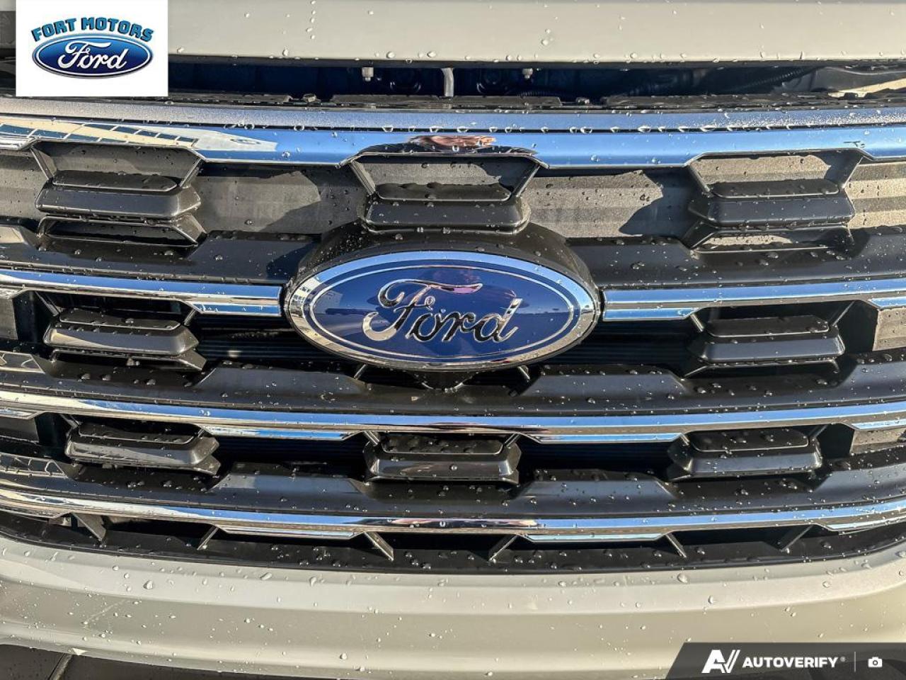 2025 Ford Explorer Active Photo5