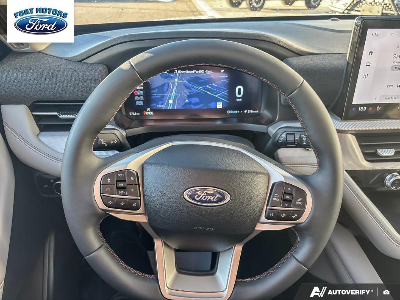 2025 Ford Explorer Active Photo5