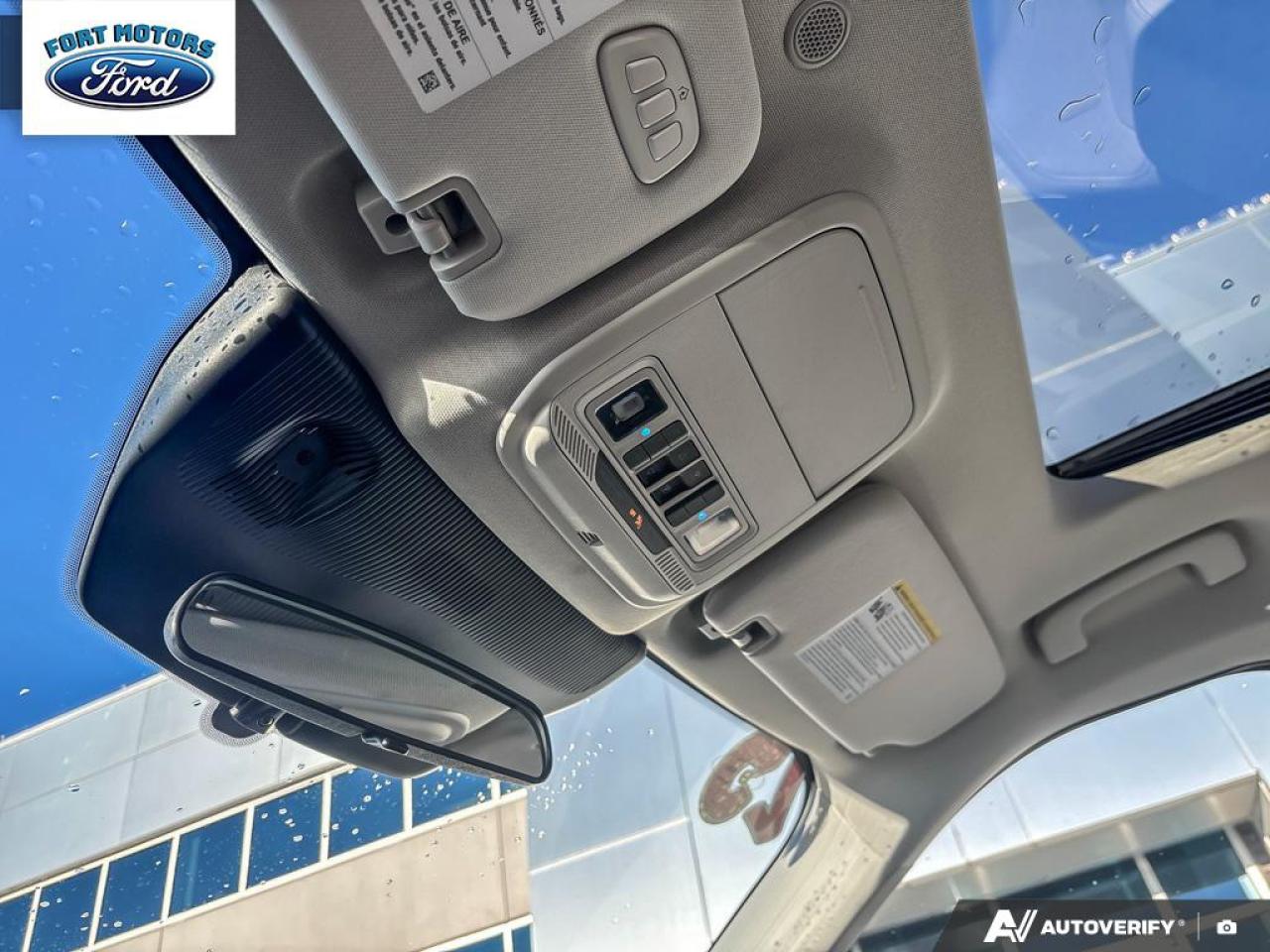 2025 Ford Explorer Active Photo5