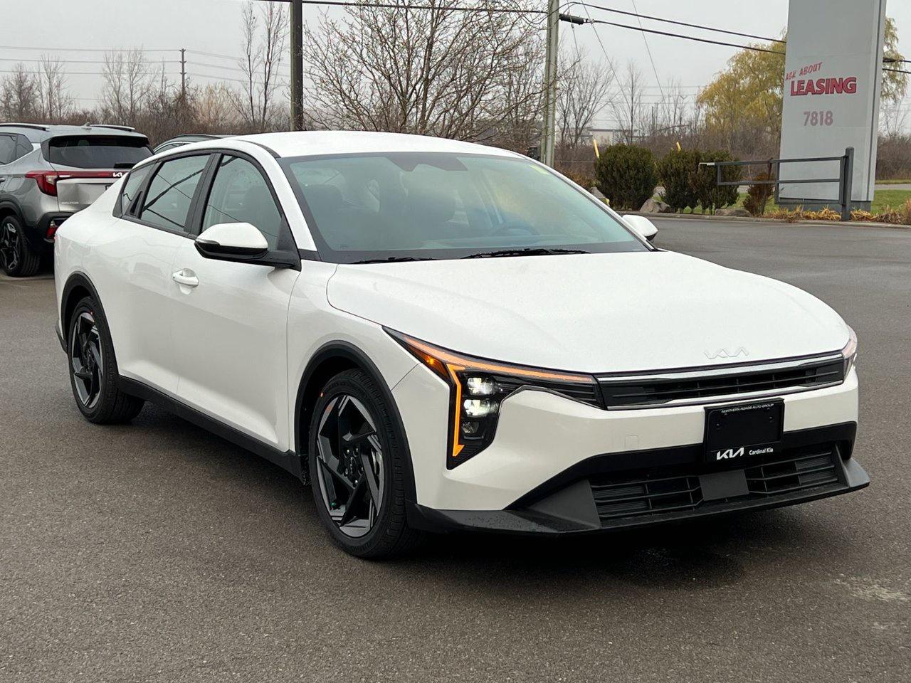 2025 Kia K4 EX Photo3