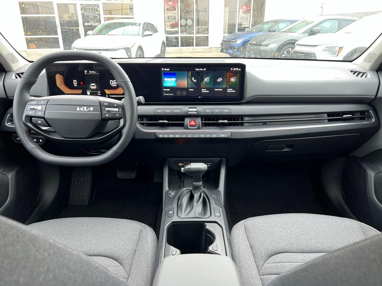 2025 Kia K4 EX Photo