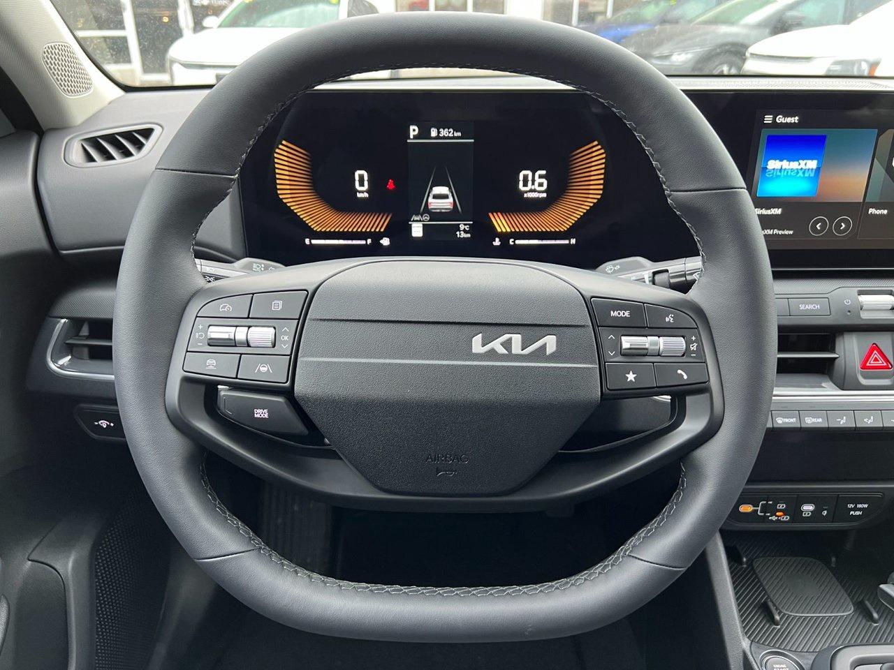 2025 Kia K4 EX Photo