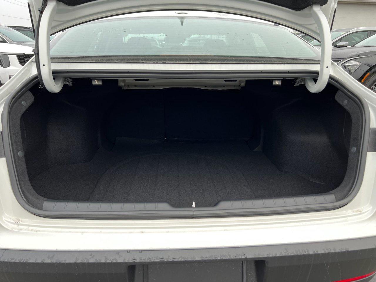 2025 Kia K4 EX Photo