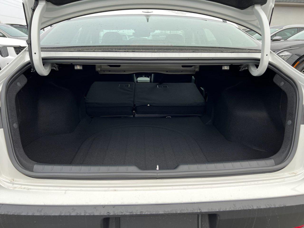 2025 Kia K4 EX Photo