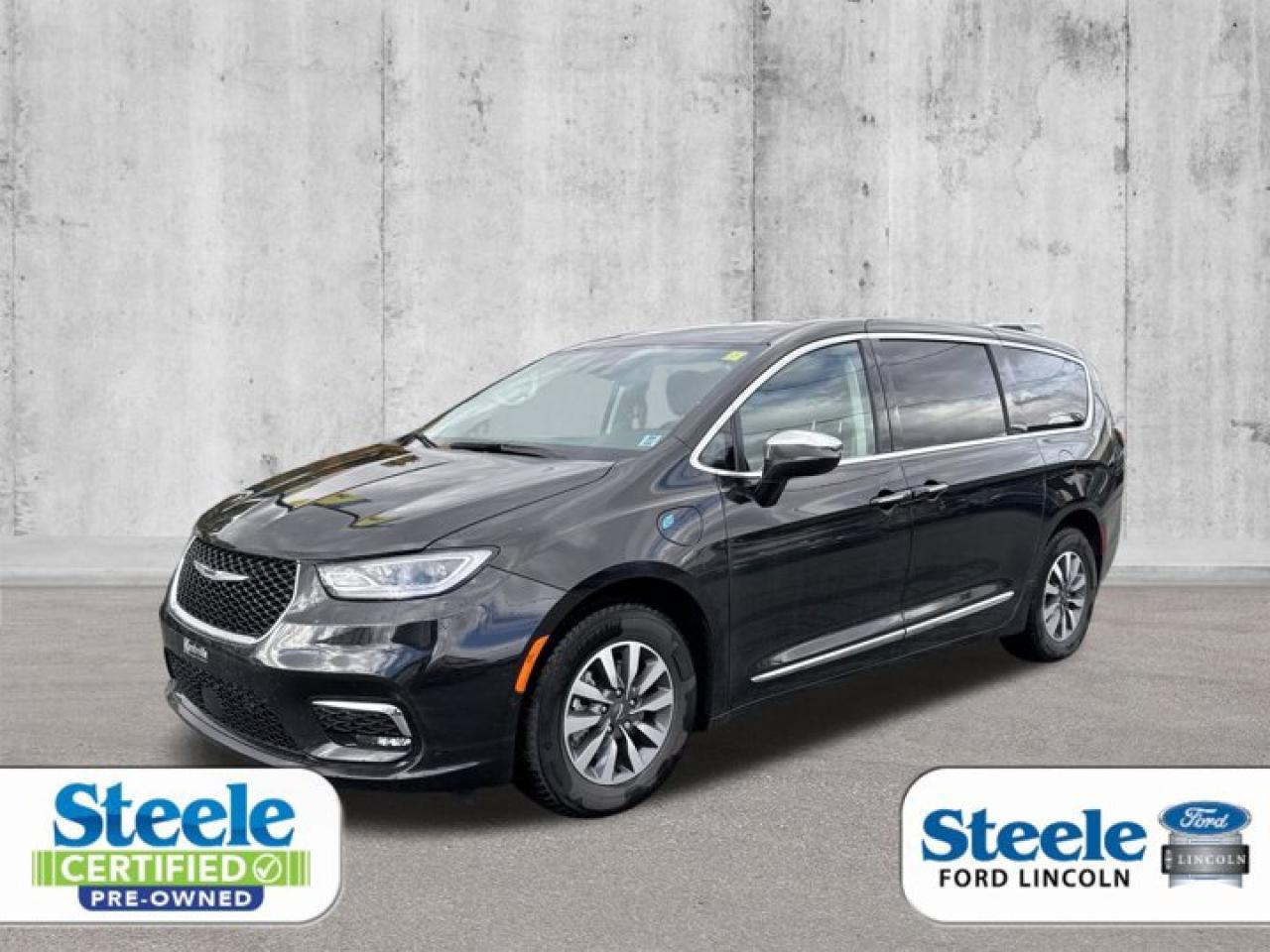 Used 2023 Chrysler Pacifica Hybrid Limited for sale in Halifax, NS