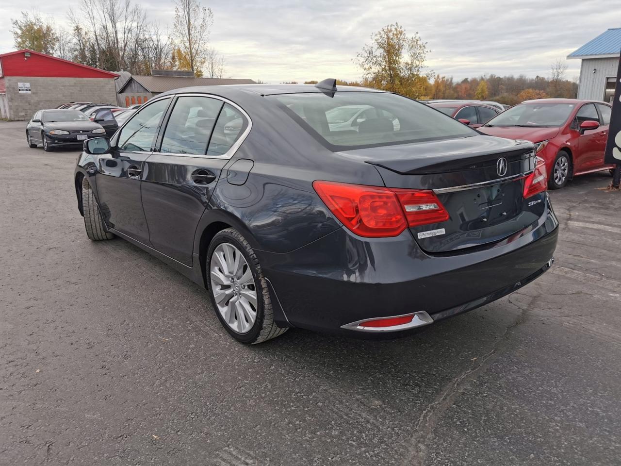 2017 Acura RLX Sport Hybrid Photo2