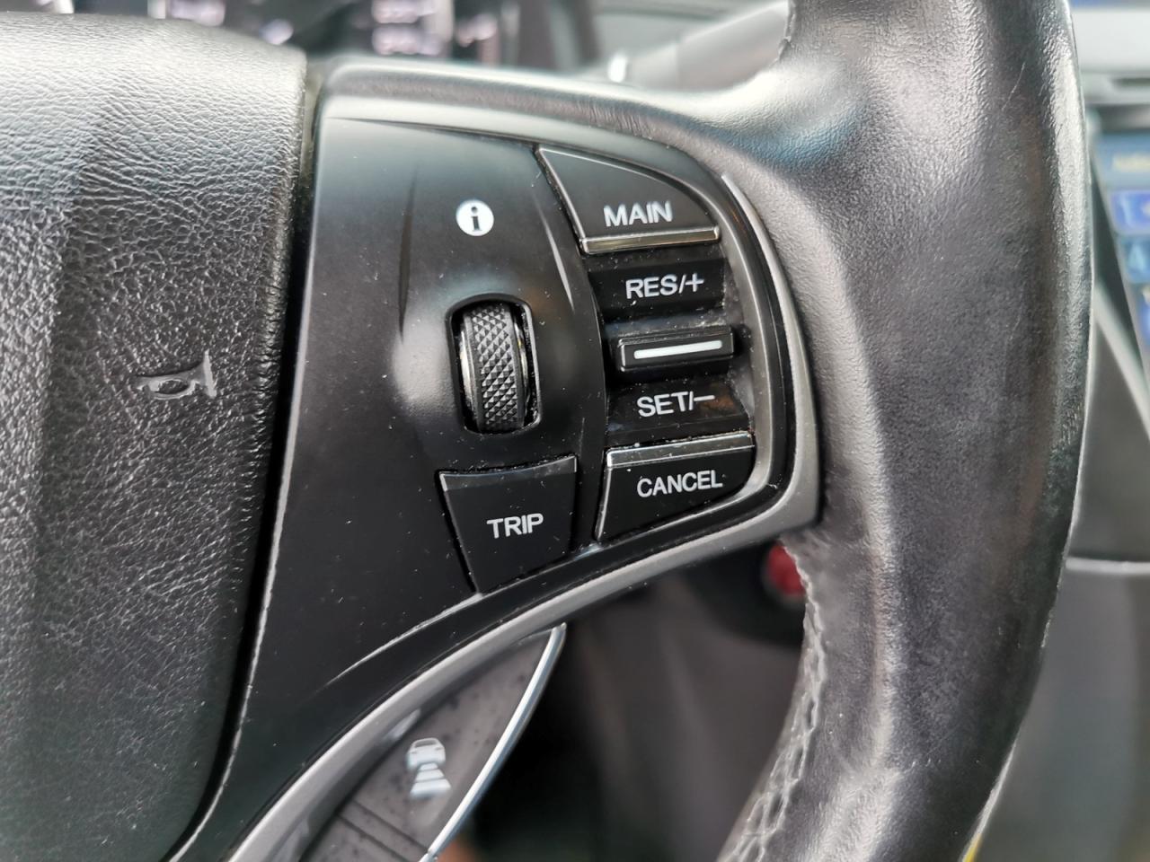 2017 Acura RLX Sport Hybrid - Photo #27