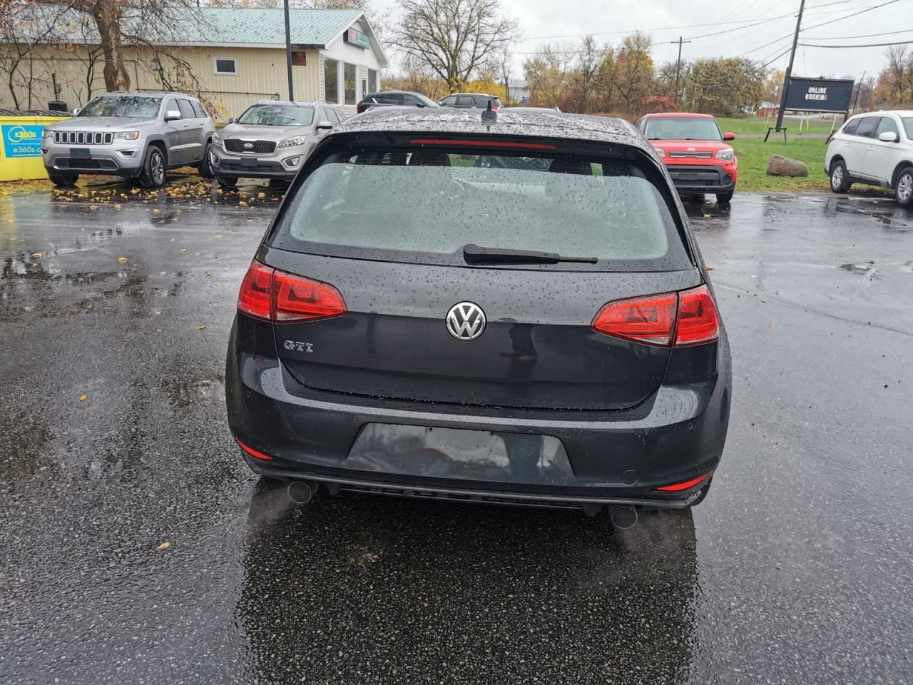 2017 Volkswagen Golf GTI - Photo #4