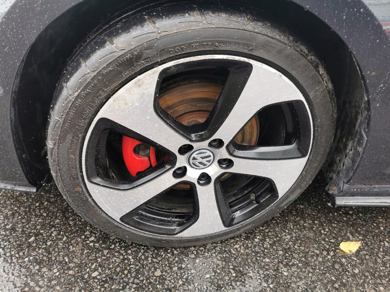 2017 Volkswagen Golf GTI - Photo #9