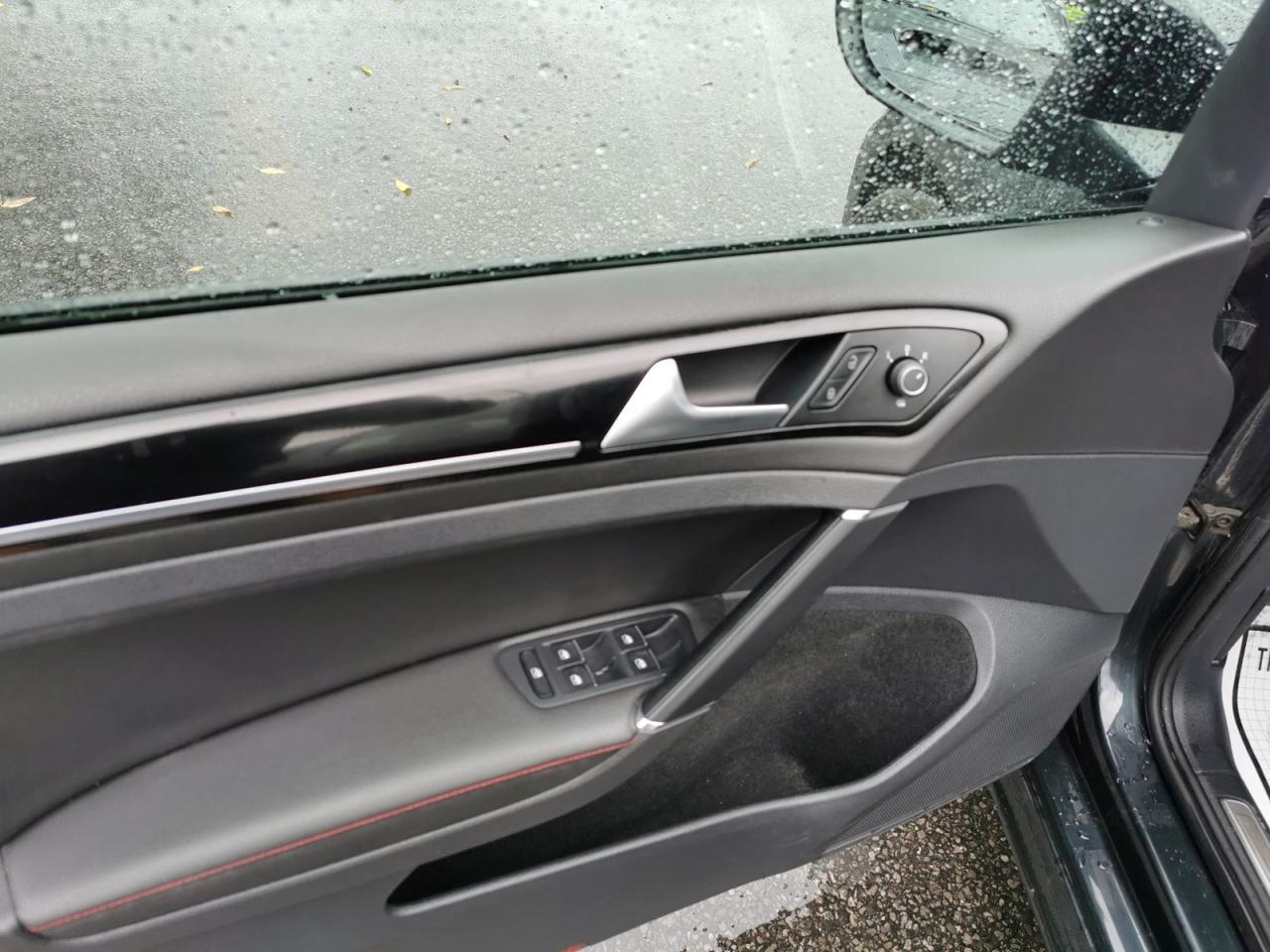 2017 Volkswagen Golf GTI - Photo #12