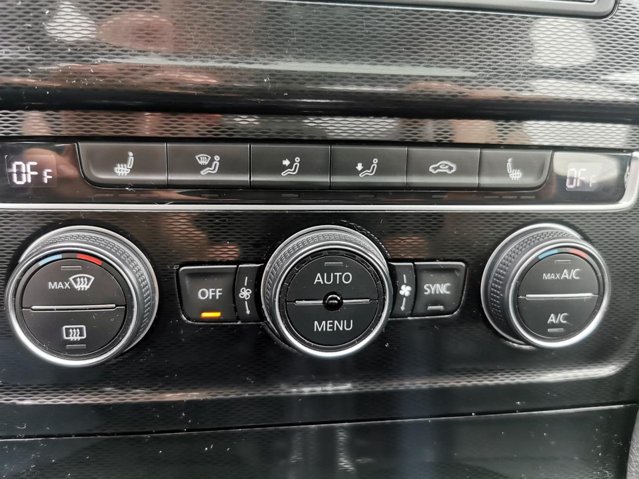 2017 Volkswagen Golf GTI - Photo #22