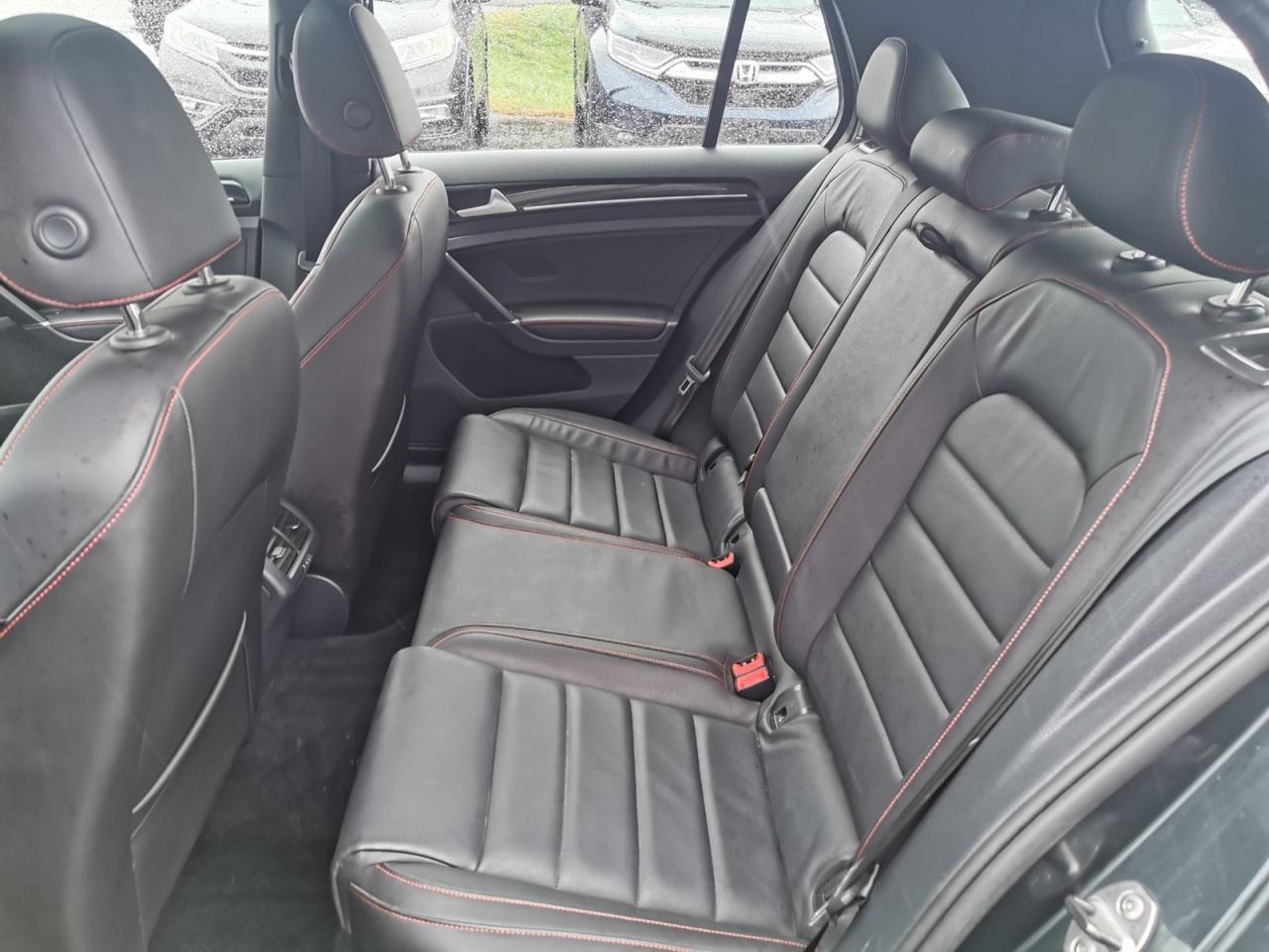 2017 Volkswagen Golf GTI - Photo #24