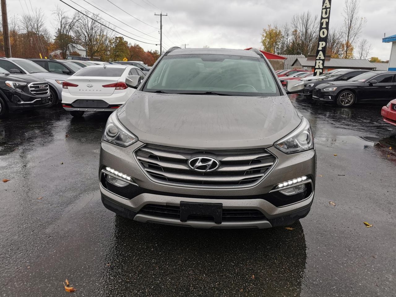 2018 Hyundai Santa Fe Sport 2.4 - Photo #2